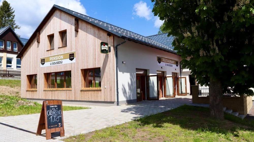 סטראז'ני Penzion A Restaurace U Sousedu מראה חיצוני תמונה