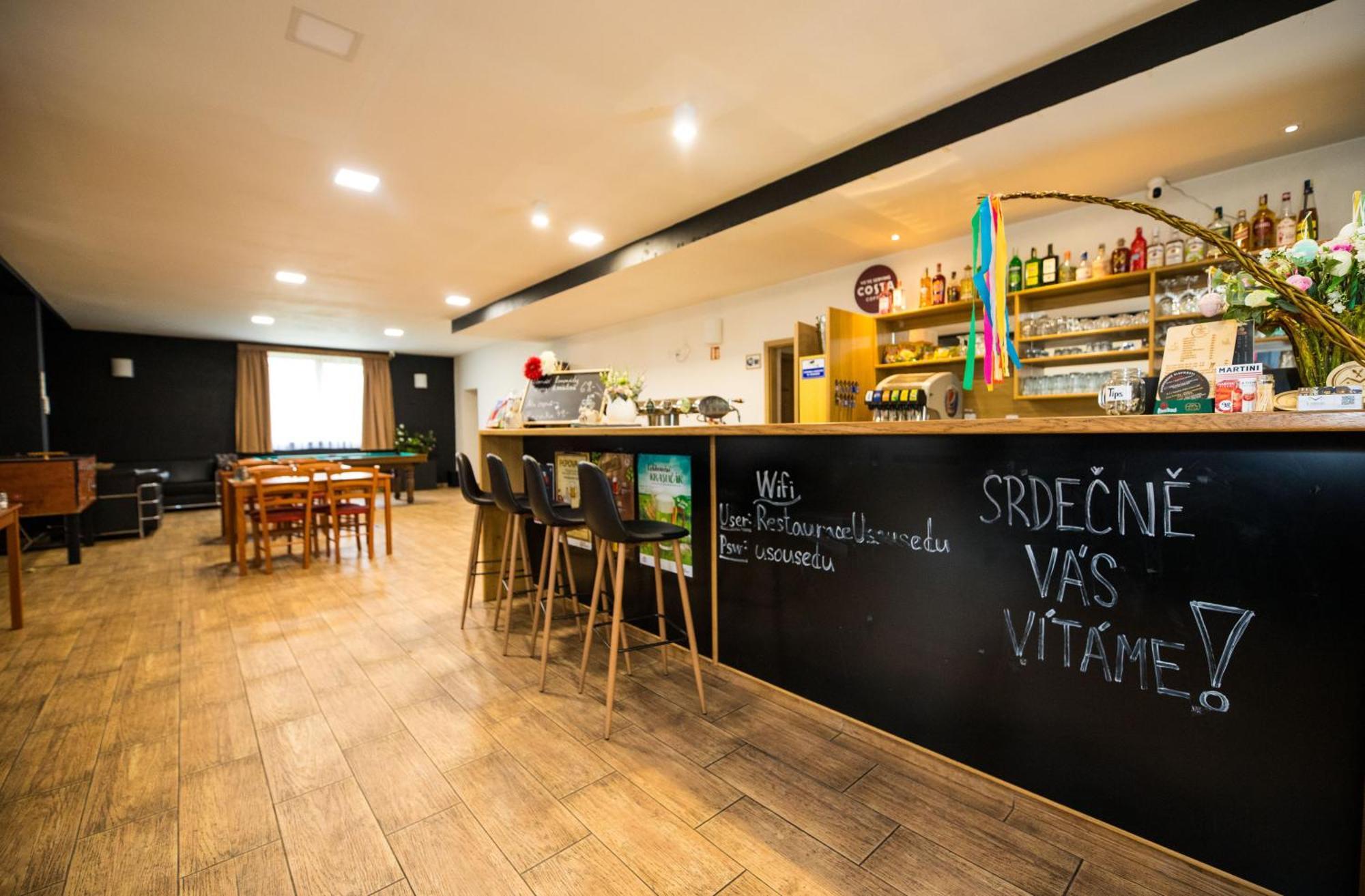 סטראז'ני Penzion A Restaurace U Sousedu מראה חיצוני תמונה